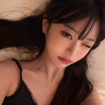 irinachives's profile picture. I adore you, can't you see, you're meant for me?