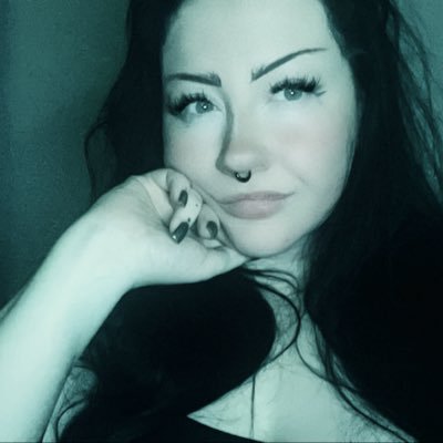 _cutfingers's profile picture. 🍉 northern bog witch / artist / one half of @InfestedPub