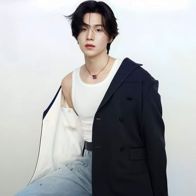 07Luana07's profile picture. ✰ʙᴀɴɢᴛᴀɴ's ᴡɪғᴇ✰

🍝ᴏᴜᴄ̧ᴀ sᴘᴀɢʜᴇᴛᴛɪ🍝
https://t.co/MQ5l74Z0yC