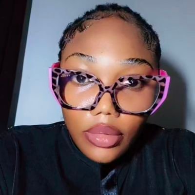 MamaSurratti's profile picture. Executive Virtual Assistant & Lead Generation | Helping CEOs & Founders stay organized, productive & connected | Email Mgt • Lead Sourcing •CRM• Admin Ops.