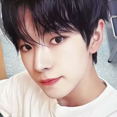 AllforYuushi's profile picture. 