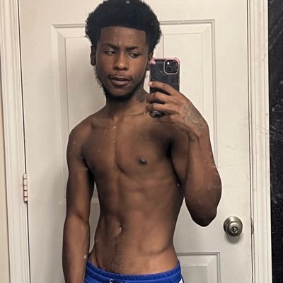 SxrubbaDubb's profile picture. Bi Uncut Masc Verse Top 💦🍆 IG: e4k.dub | Aries ♈️ | OH📍Snap: e4k.dub $10 Dm fee or get blocked $Sxrubbadubb📲 https://t.co/zsZaC22v2N