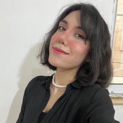 Zhra_mns_'s profile picture. هَمون کِه بَچِه هایِ دانِشگاهِ هُنَر گُفتَن(نَه)