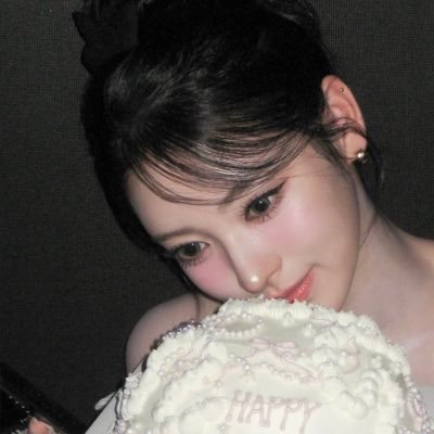 17563725_'s profile picture. 