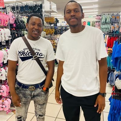 QualifyXulu's profile picture. 💦💦 Mkhathaz wamadixà 💦💦

❤ Sbuko sodali 💙

❤ Umfaz oyedwa uyahluph 💚