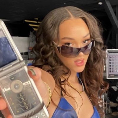 bludclartiana's profile picture. #RENAISSANCE fan account. read rentry byf