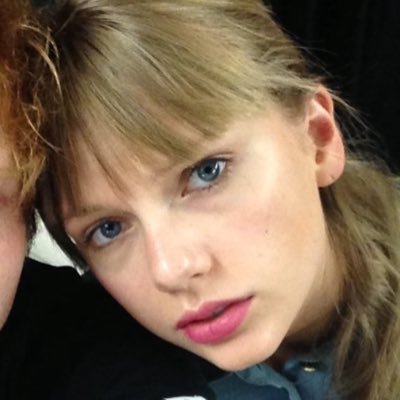 LilisASwift's profile picture. . 20🫶