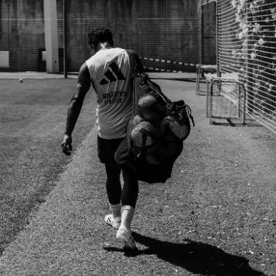 TobySway1's profile picture. Mulitidimensional Creator ✨️
Hip Hop Connoisseur 🌍
Fulltime Fanatic of : @ChelseaFC @orlandopirates @FCBarcelona