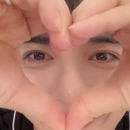 prettycheolie's profile picture. Always believe people with a pretty smile having the prettiest soul 🍒🐶 (Sorry for any mispronounce because English isn't my first language)