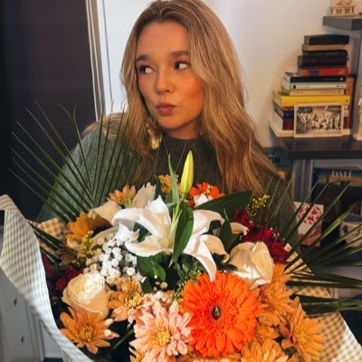 aalmurss's profile picture. de lo que rebosa el corazón habla la boca. @almulocked