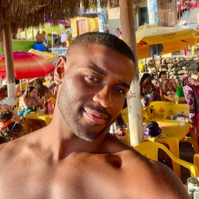 math_0liveira's profile picture. eu sou formado mas só falo merda