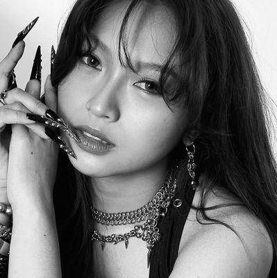 geluverzz's profile picture. I Love Angela Muji.