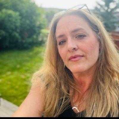 Robin__Gubson's profile picture. I Stand For President Donald J. Trump🇺🇸💪