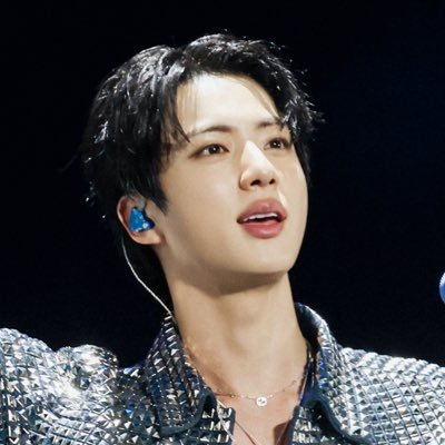 0613Fanny_BTS's profile picture. fan account for @BTS_twt ~ #JIN focus ~ Seokjin♡ Jimin♡ ~𝓘 𝔀𝓲𝓵𝓵 𝓪𝓵𝔀𝓪𝔂𝓼 𝓼𝓽𝓪𝔂 𝓫𝔂 𝔂𝓸𝓾𝓻 𝓼𝓲𝓭𝓮 𝓷𝓸𝔀 𝓪𝓷𝓭 𝓫𝓮𝓬𝓸𝓶𝓮 𝔂𝓸𝓾𝓻 𝓵𝓲𝓰𝓱𝓽