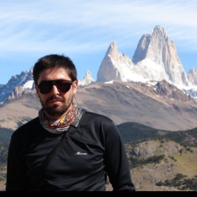PabloAguayoW's profile picture. Profesor @derechouchile @filosofiauchile. Maestro Leave No Trace @NOLSedu.