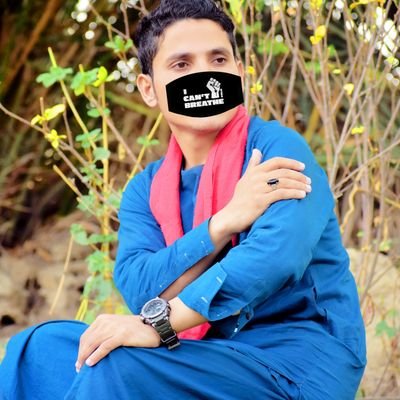 Geo_OrJeene_do's profile picture. کـچھ اُداسـیاں بـہت ذاتـی ہوتـی ہیں وہ کسی کـے سـاتھ بھی بانٹـی نـہیں جـا سـکتـی اُنـہیں خـود آپنـے سینـے مـیں ہـی دفـنانـا پـڑتــا ہـے