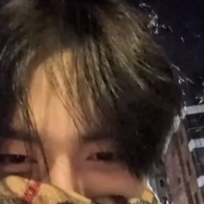 vniaou's profile picture. 태사니프렌즈