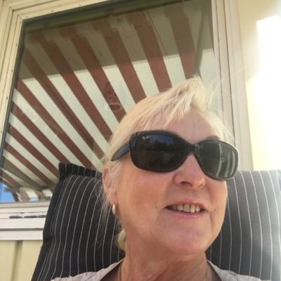 Elleng0cd's profile picture. 