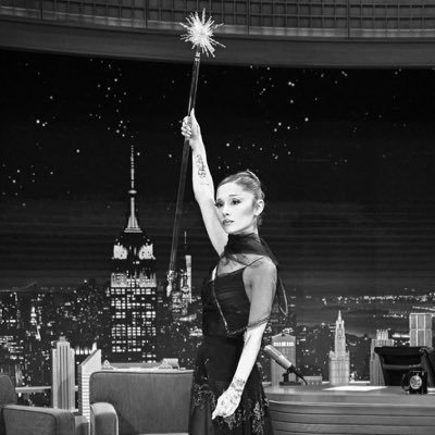 em_limbert's profile picture. 