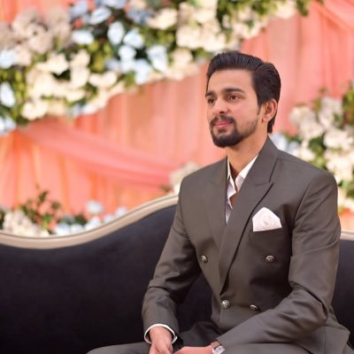 baqir_yaar's profile picture. stars ✨