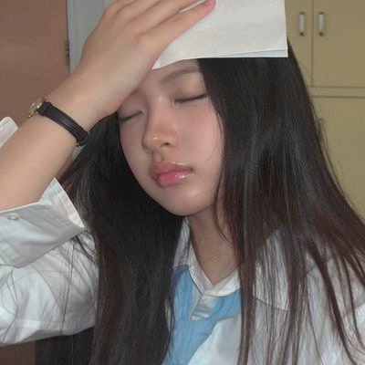 tilycastkya's profile picture. ⓘ aku suka yupi!