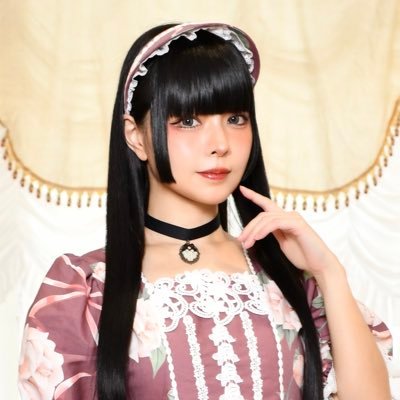 fujishirorie's profile picture. 歌手┊ロリータモデル┊158㎝┊WISTERIA(作詞名義)┊ 「#アイカツ！」 シリーズ ローラ/スミレ/レイ歌唱担当┊ 「#モンソニ！」ウリエル歌唱担当┊🗻🏯💜