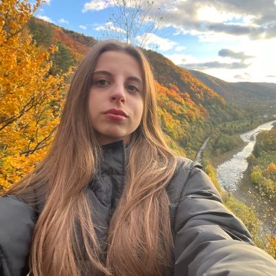 liliialesiuk's profile picture. 