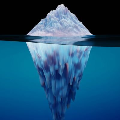 icebergam's profile picture. آیس برگ پدیده جالبیه
تلفیقی از «نصفش توی زمینه» و «آب زیر کاه»