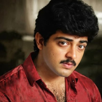 ItzzmeNN's profile picture. காதலடி 🫵எனக்கு காந்தமடி 
நான் உனக்கு🫰
வேதமடி 🫵 எனக்கு விந்தையடி
 நான் உனக்கு🫰