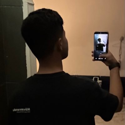 ivudc's profile picture. هلا