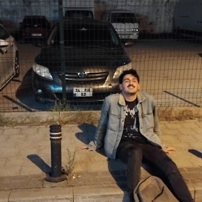 stacheldr666's profile picture. Sağlıklıyım, yirmilerimdeyim, para tek isteğim.