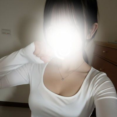 gkgk130254's profile picture. できれば30歳以上の彼氏を見つけたいです。自分より若い男性には不安を感じます。