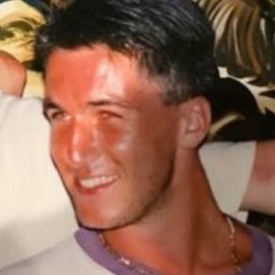 Paulhollyw34859's profile picture. 57Following  5.7Followers