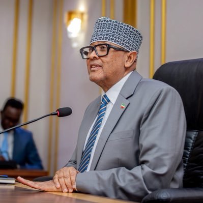 apdiasisah83884's profile picture. 