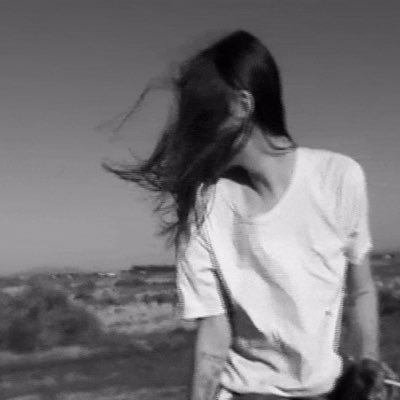 aryyaryyaryyy's profile picture. wild and alone