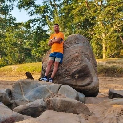 th_shankar's profile picture. NATION FIRST❤️🇮🇳❤️ proud hindu 🚩
RSS🙏First love Indian Army⚔️🇮🇳⚔️
अब घर में घुसकर मारते है ये नया भारत है 
सिर्फ निंदा प्रस्ताव से काम नहीं चलता 
💪🇮🇳💪