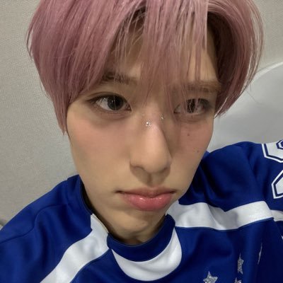 showishie's profile picture. 