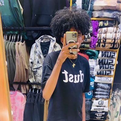 ___ahm3d__'s profile picture. ‏ فراق الزووول الغلط بوجع أيام و بريح عمر
      ⭐
🏹