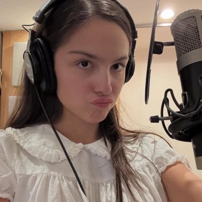 lacyspresso's profile picture. entusiasta de taylor swift y las películas de david fincher