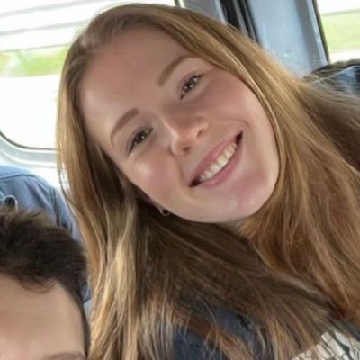 folkfeattpd's profile picture. taylor swift e minas tênis clube.