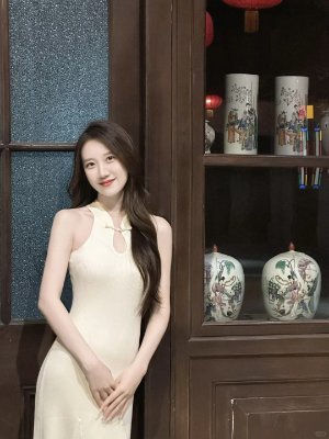 shownyou's profile picture. 约线下，简介太短介绍不了我自己，TG电报链接：https://t.co/2kL8IbA68G   推特小号：
@xm2rw2     👠💄