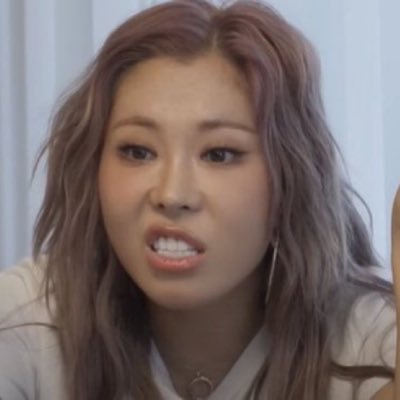 hello_kkukku's profile picture. 