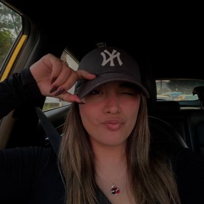 lavinofemme's profile picture. 