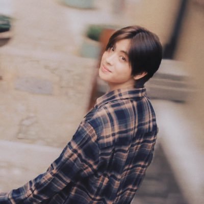 mamaewei's profile picture. ` 𝝑𝑒 — #NexT1DE ୭ . =͟͟͞͞♡ #TleFirstOne ☔ — 냥이 @mamaweei แอครองคั้บ