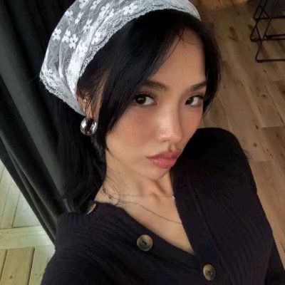 danesmiri's profile picture. parody account.