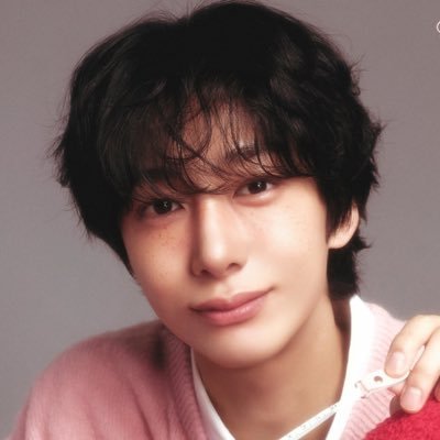 livimive's profile picture. so hungry i could eat hyungwon | #몬스타스 | judy hyungwon truther