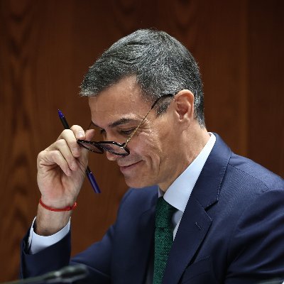 Il_Gava's profile picture. In2 politics&history | History at @UniPadova & @UAM_Madrid | Half 🇮🇹 half Catalan 🟥🟨 | I like mountains and books | Socialist | @VeneziaFC_IT fan 🧡🖤💚