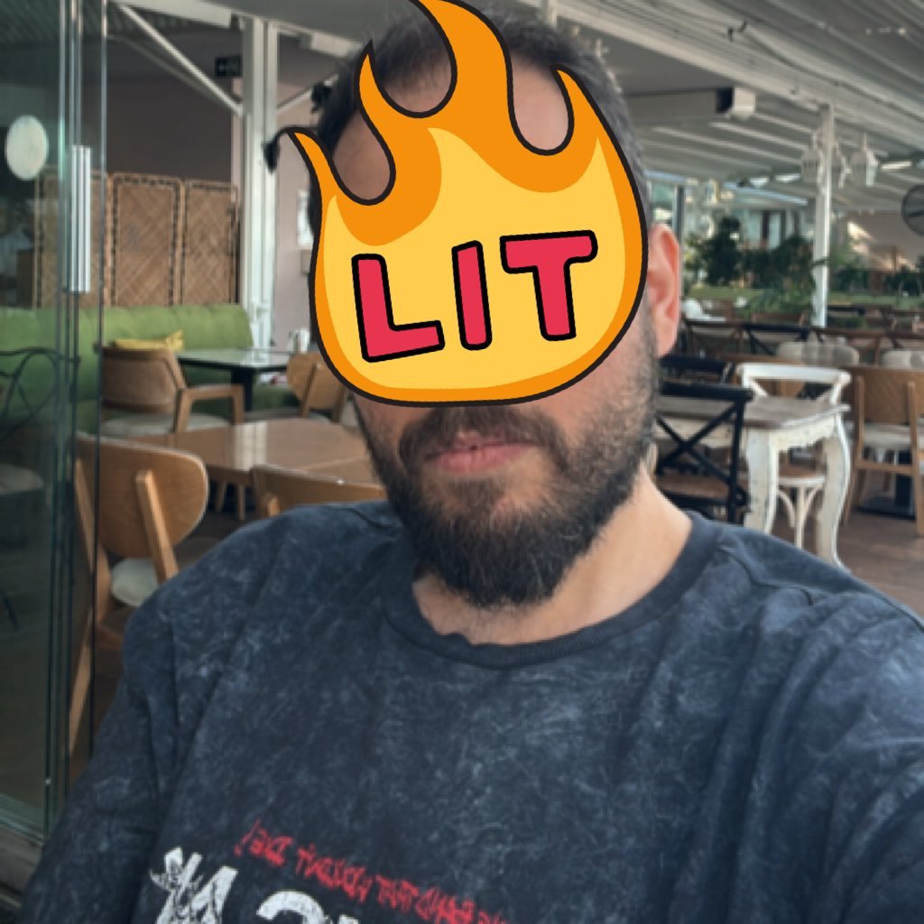 askoland1n's profile picture. büyük valide sultan