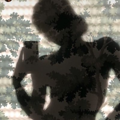 lllllu22's profile picture. The use of my personal photos is strictly prohibited