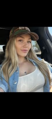 MaryJoanna88100's profile picture. Just pulled up, tryna meet good folks & share sweet moments together🍭💫😍